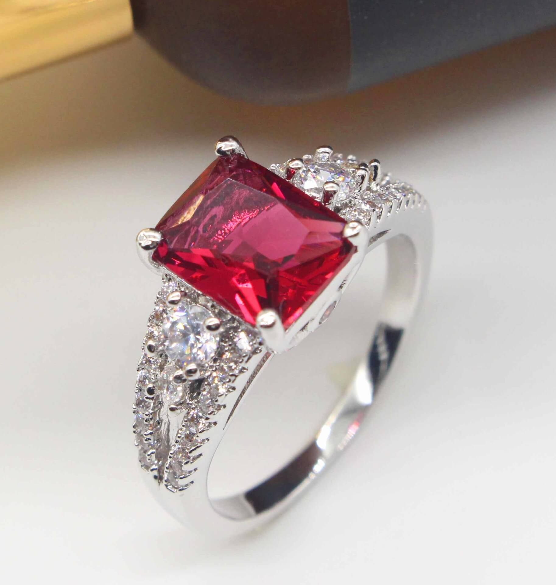red dimond vintage wedding rings