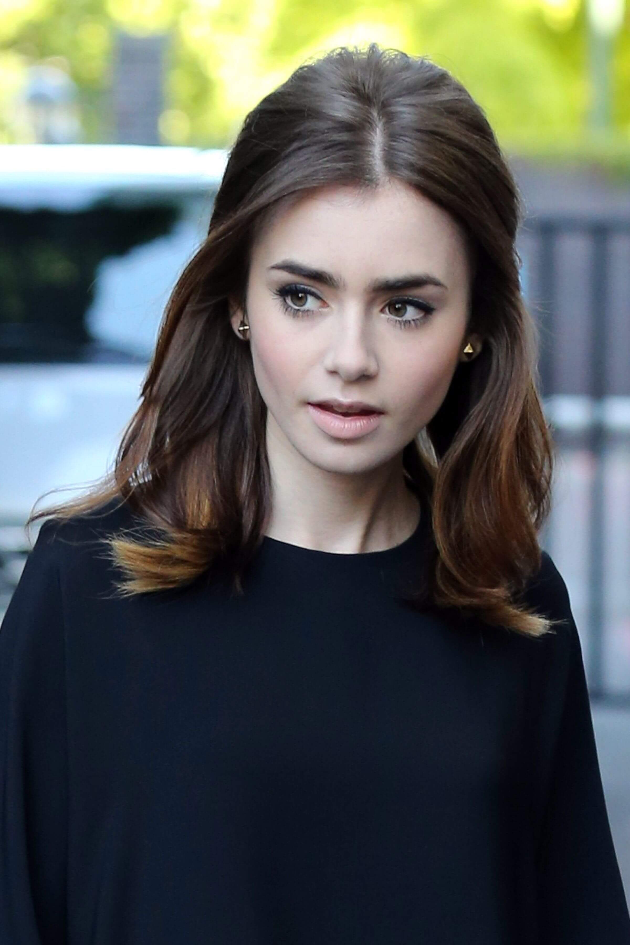 lily collins hairstyle