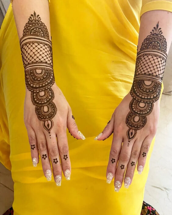 mehndi design 2022