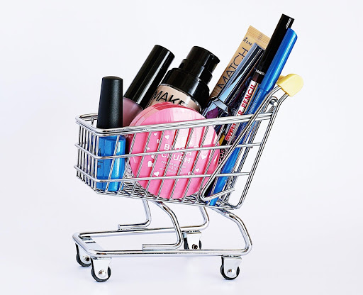 5 Things to Consider Before Buying Makeup