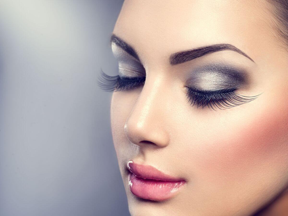 Eyelash Trends Through The Ages: Would You Try Them?