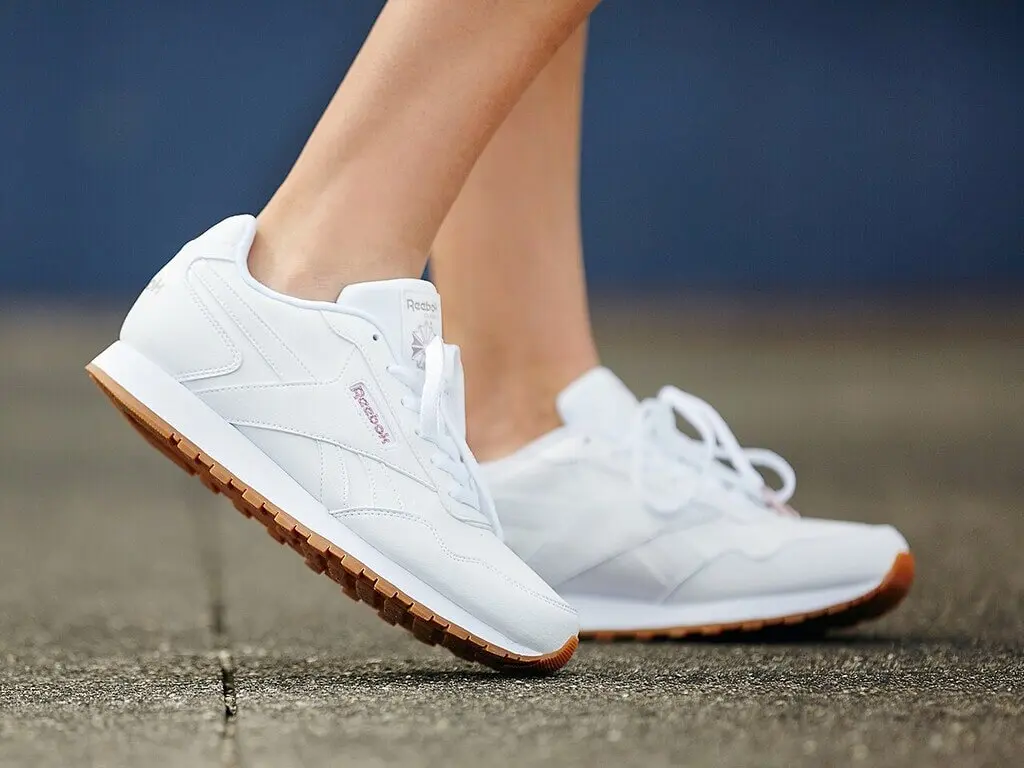 16 Best White Sneakers Women Edition for 2023 for Fashioners