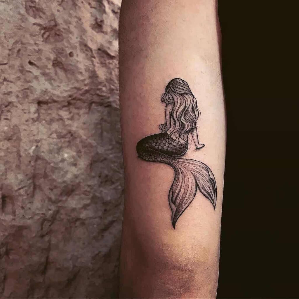Mermaid Tattoo: american traditional tattoo 2021