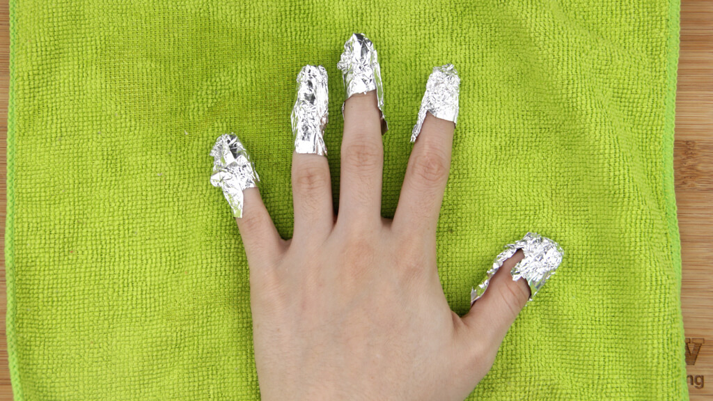 how to take off acrylic nails