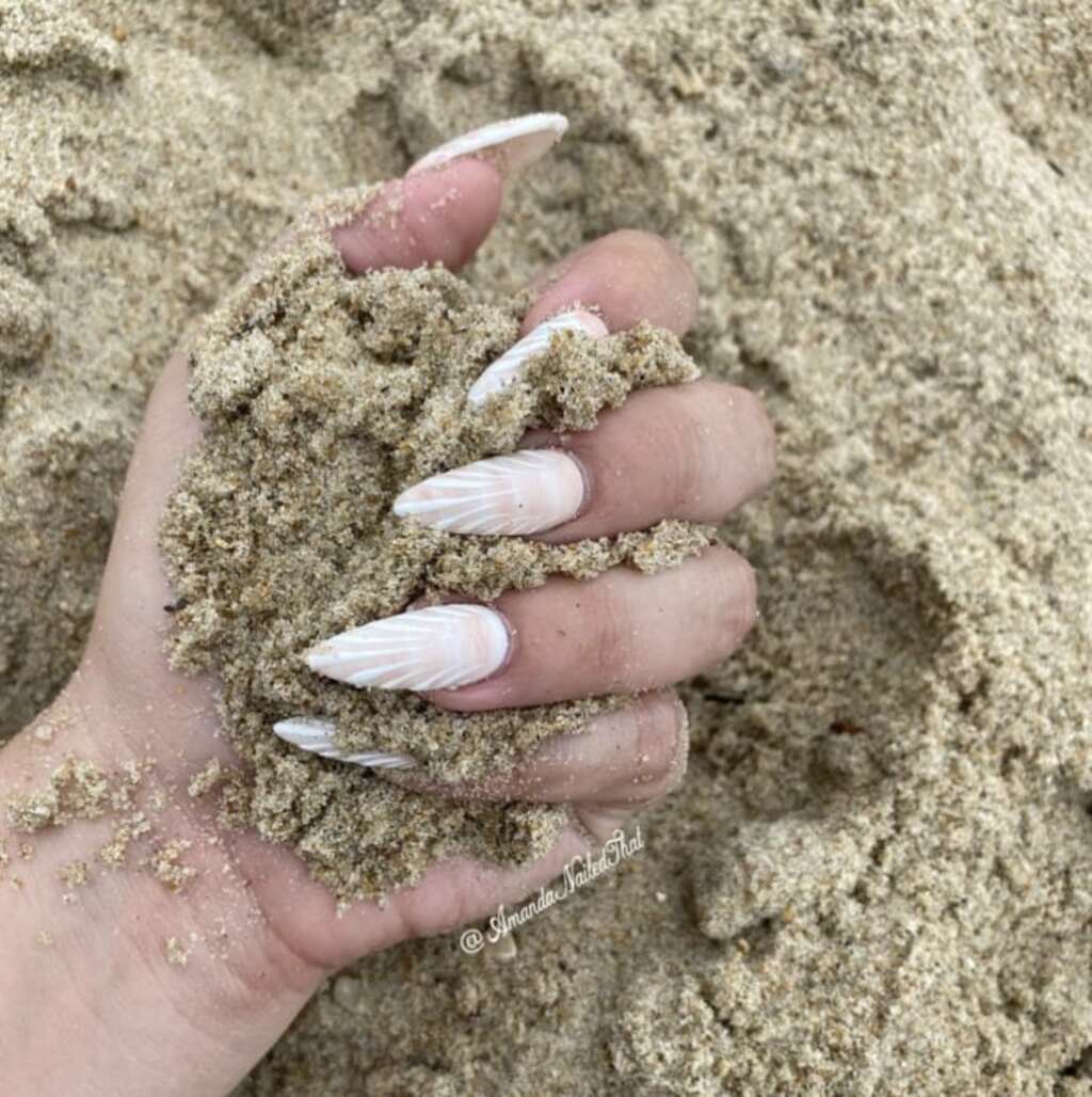 summer beach nails 2022