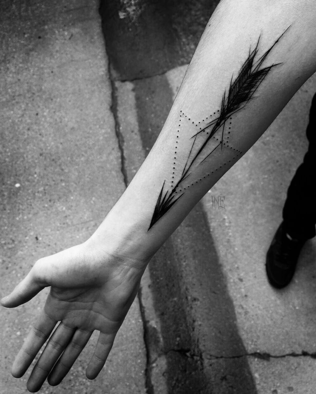 50 Unique And Beautiful Arrow Tattoo Designs With Meanings