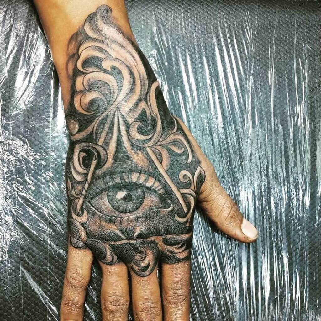 Desenhos de tatuagem de mão Illuminati