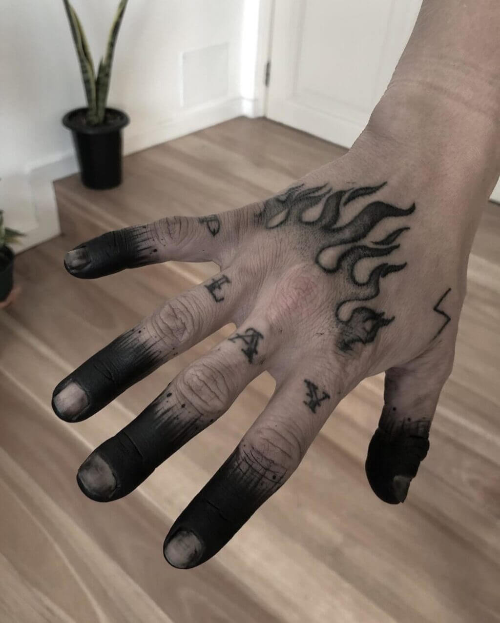 40 Unique Hand Tattoos For Men  Manly Ink Design Ideas