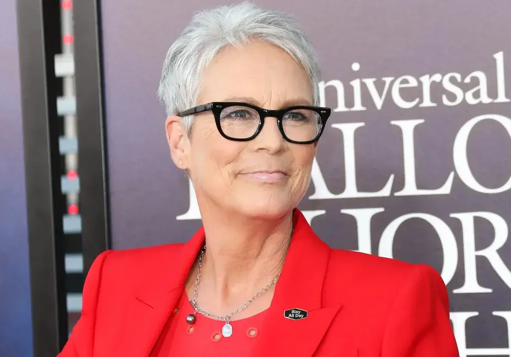 Best Glasses for Older Women with Short Gray Hairstyles