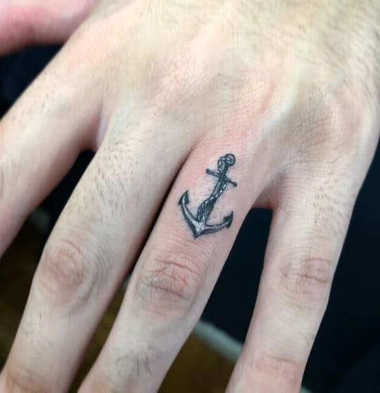 finger tattoos for men