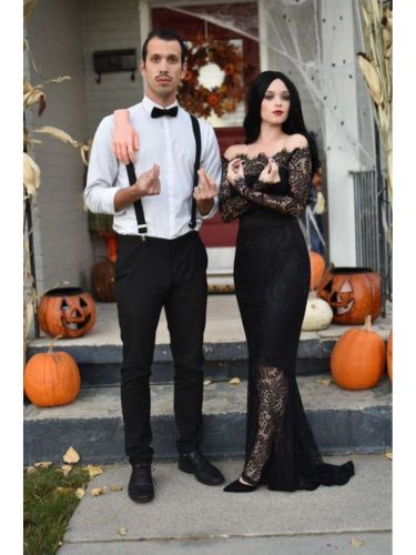 Iconic couple's Halloween costume