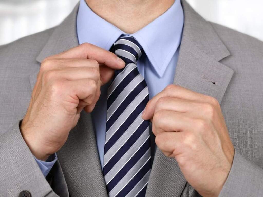 Tying a Tie suit